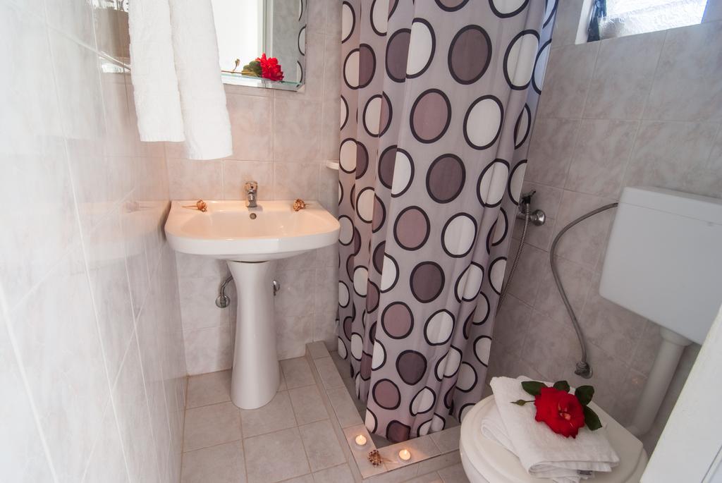 Plessas Studios Tsiliví Eksteriør bilde